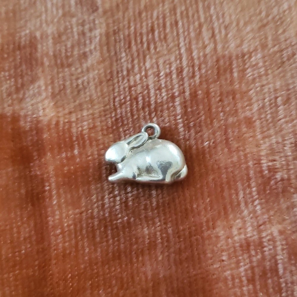 James Avery cottontail rabbit